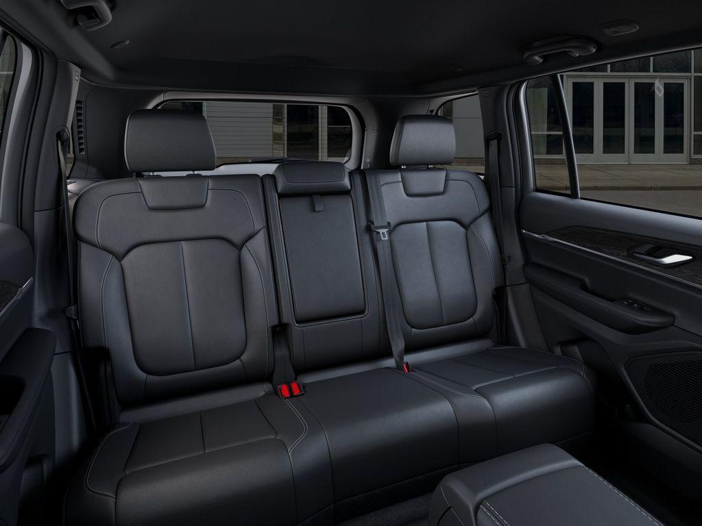 new 2025 Jeep Grand Cherokee car, priced at $50,140