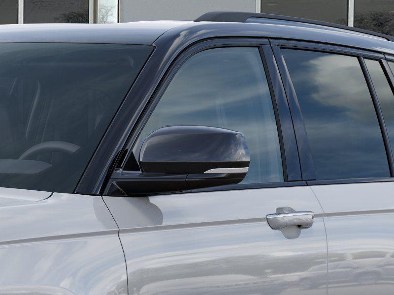 new 2025 Jeep Grand Cherokee car, priced at $50,140