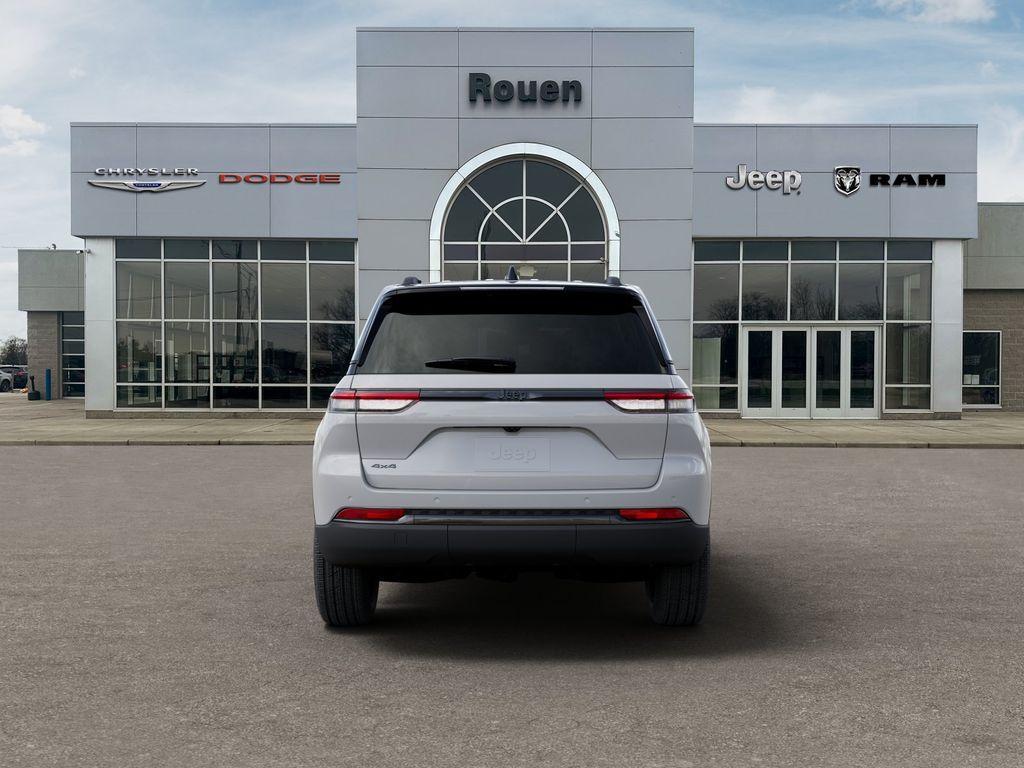 new 2025 Jeep Grand Cherokee car, priced at $50,140