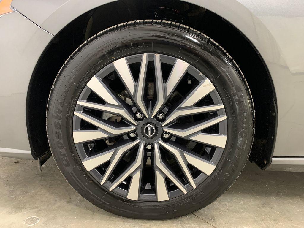 used 2023 Nissan Altima car, priced at $17,456