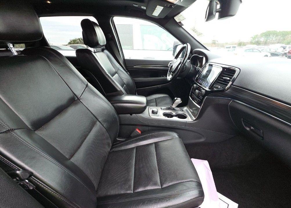 used 2020 Jeep Grand Cherokee car, priced at $20,197