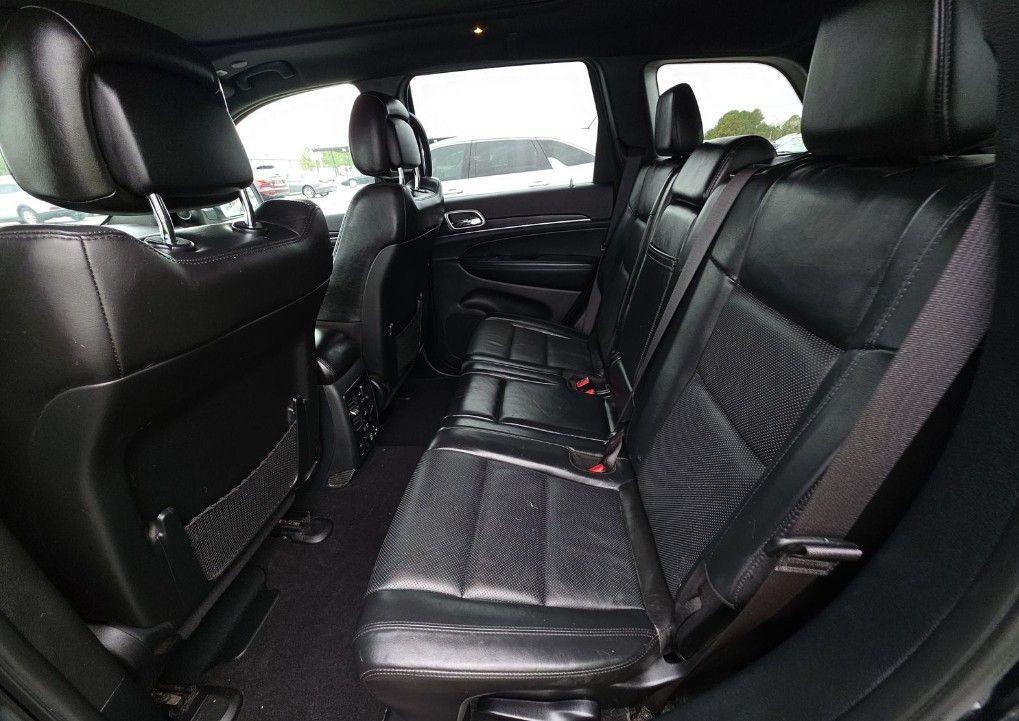 used 2020 Jeep Grand Cherokee car, priced at $20,197