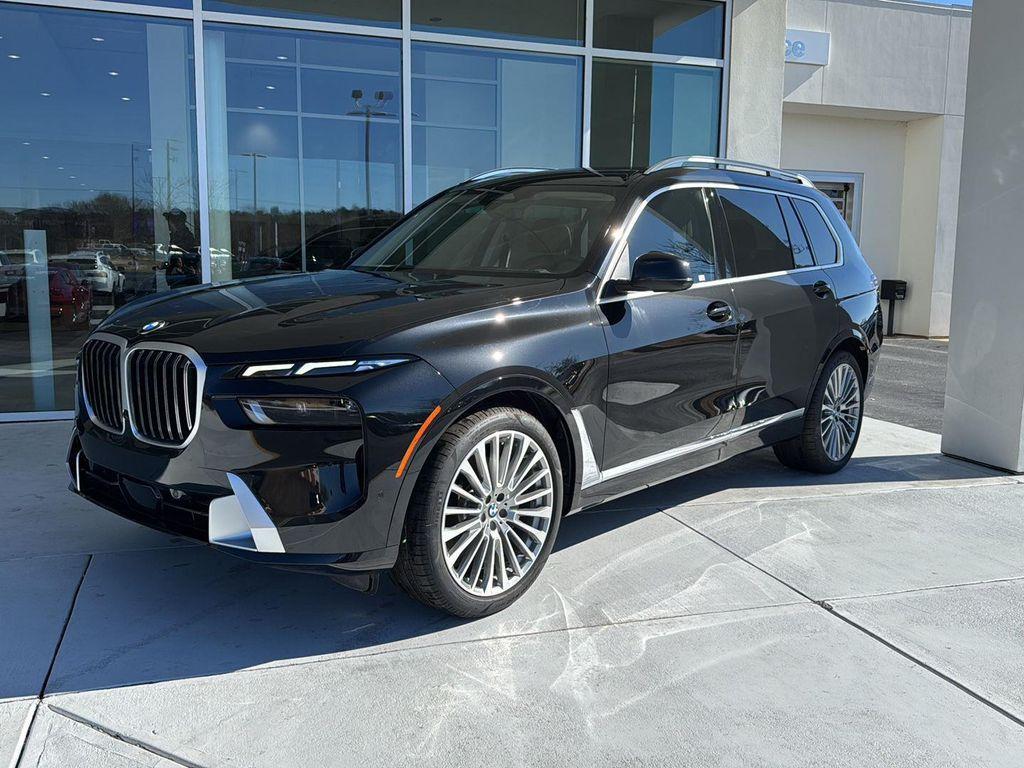 new 2026 BMW X7 car, priced at $89,925