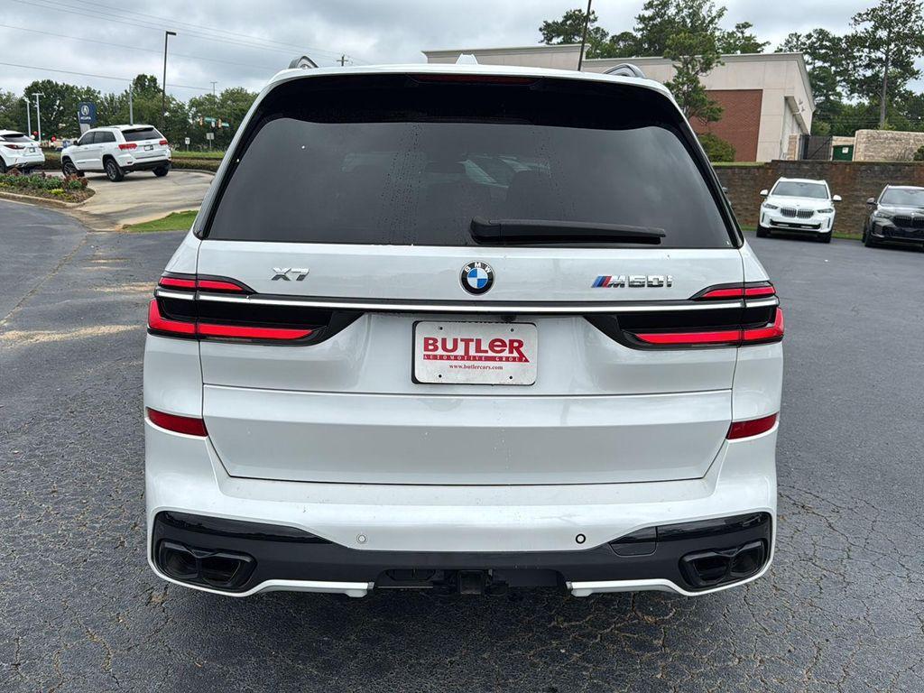 2023 Mineral White Metallic BMW X7