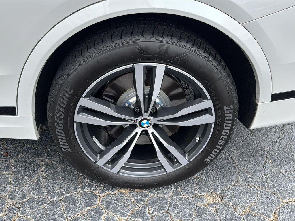 2023 Mineral White Metallic BMW X7