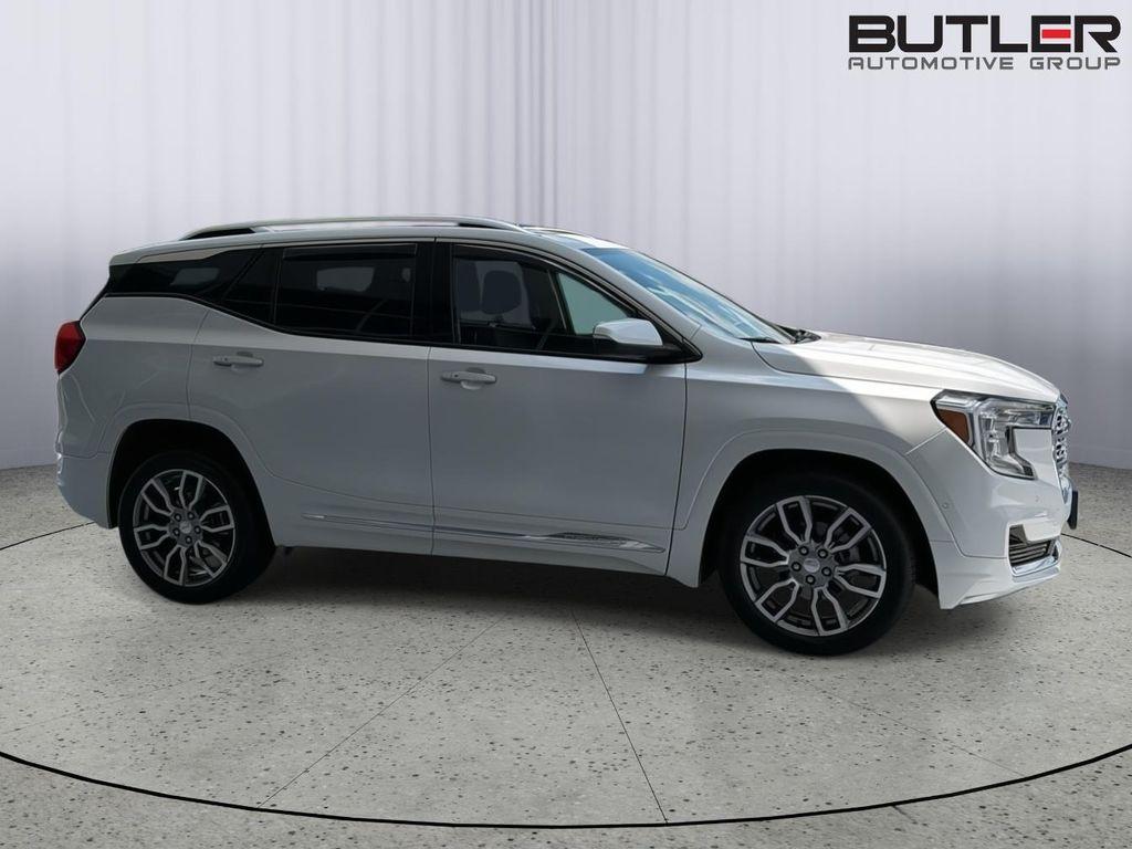 used 2024 GMC Terrain car, priced at $31,900