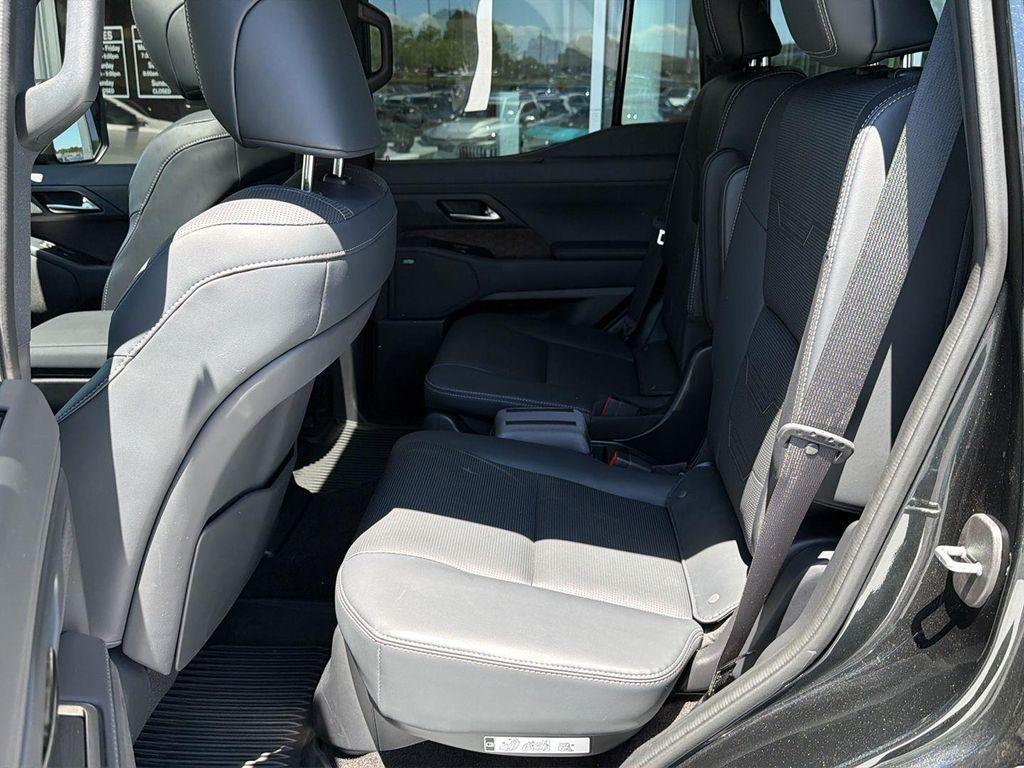 used 2025 Lexus GX 550 car, priced at $94,900