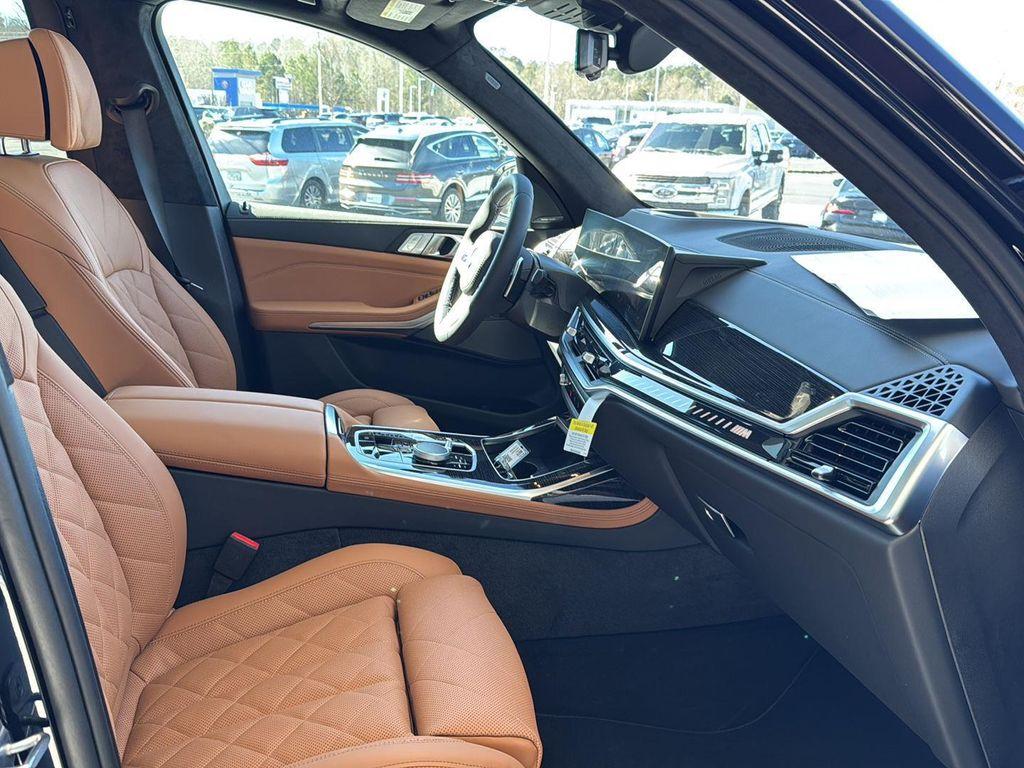 new 2026 BMW X7 car, priced at $115,450