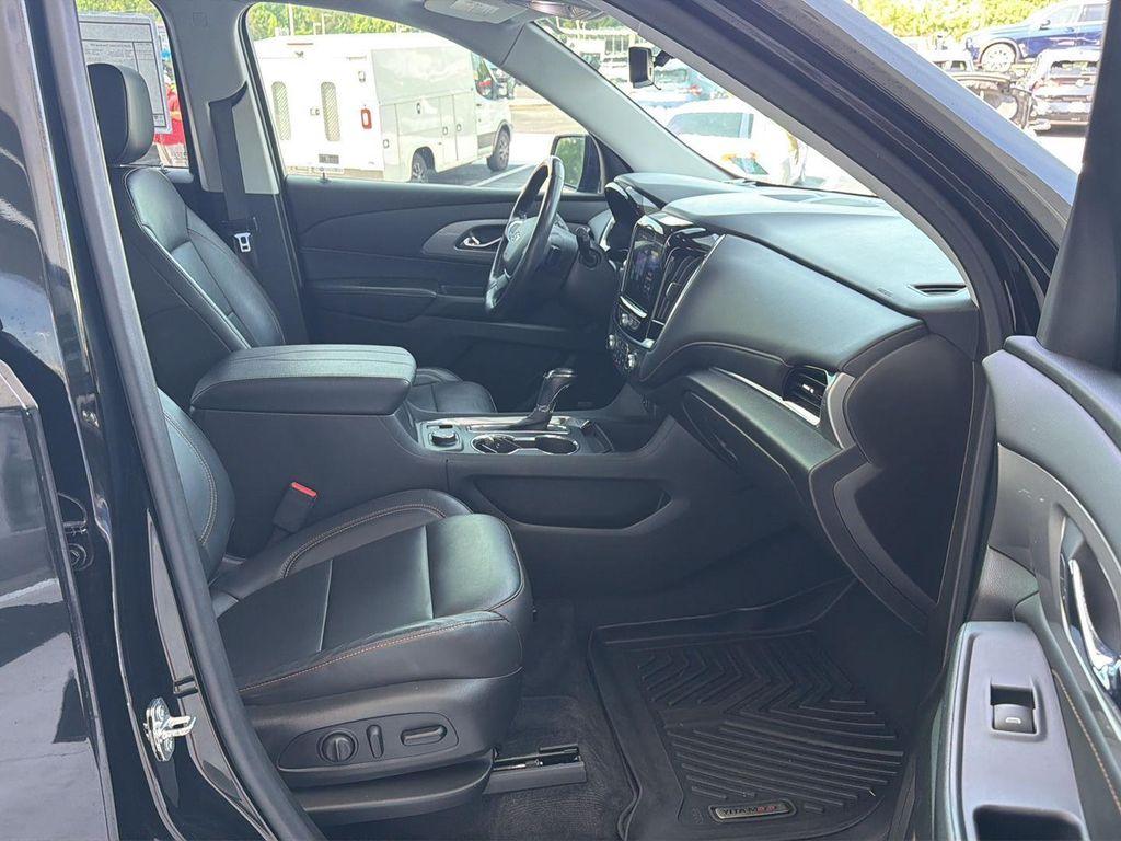used 2020 Chevrolet Traverse car, priced at $24,900