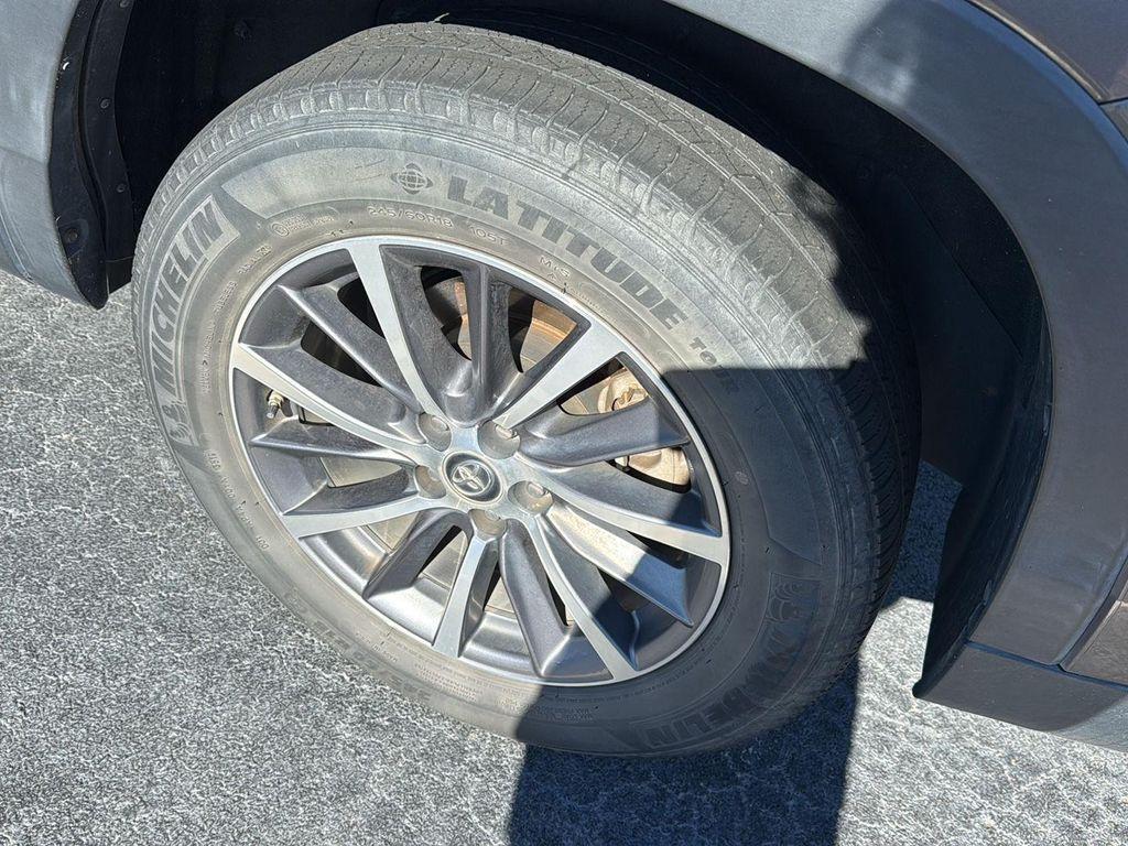 used 2019 Toyota Highlander car, priced at $24,900