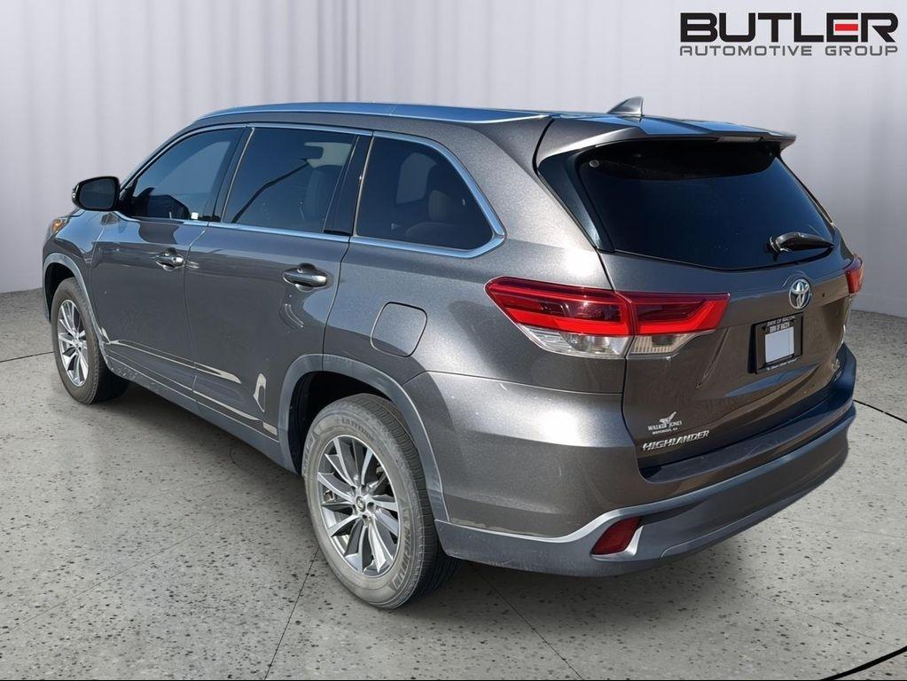 used 2019 Toyota Highlander car, priced at $24,900