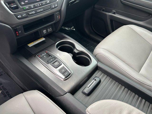 used 2022 Honda Passport car, priced at $28,500