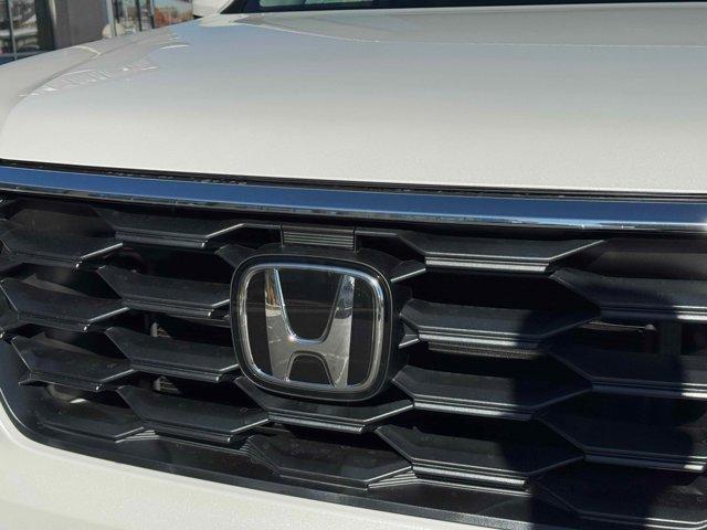 new 2025 Honda Pilot car, priced at $45,456