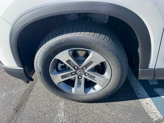 new 2025 Honda Pilot car, priced at $45,456