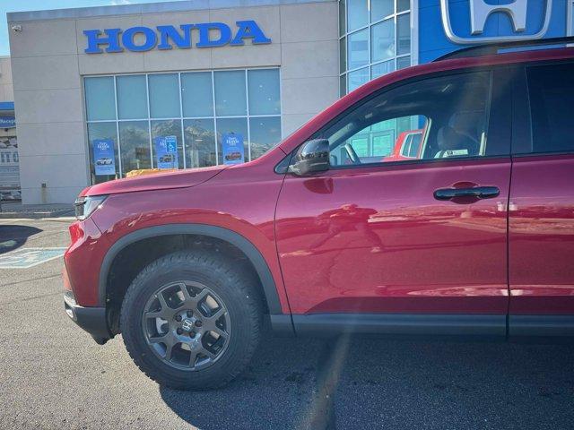 new 2025 Honda Pilot car, priced at $48,491