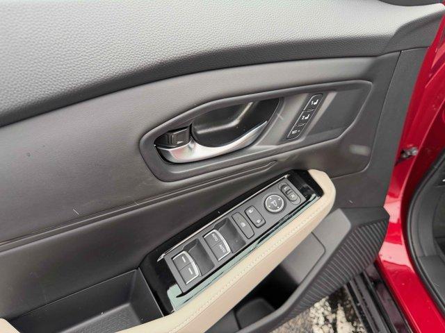 new 2025 Honda Accord Hybrid car, priced at $40,950