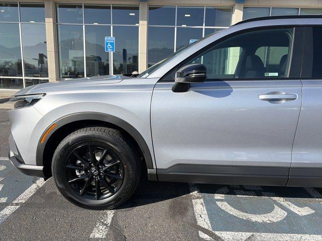 new 2026 Honda CR-V Hybrid car, priced at $41,675