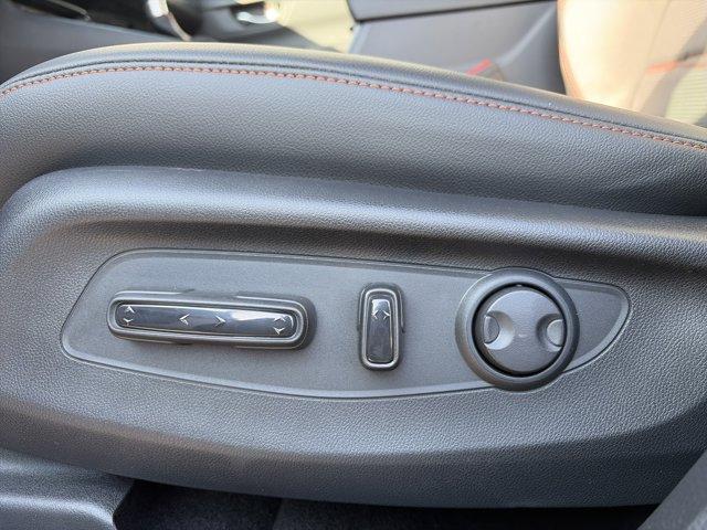 new 2026 Honda CR-V Hybrid car, priced at $41,675