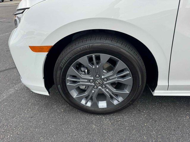 new 2026 Honda Odyssey car, priced at $45,979