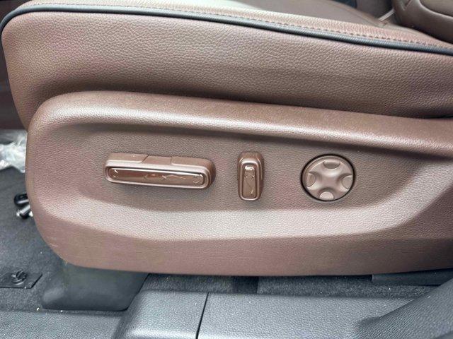 new 2026 Honda Odyssey car, priced at $45,979