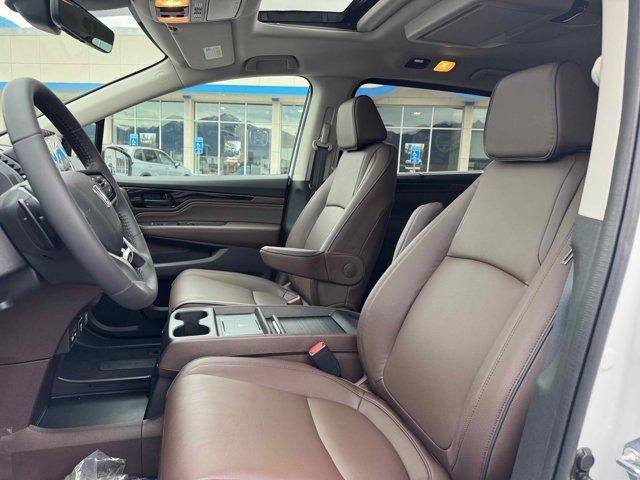 new 2026 Honda Odyssey car, priced at $45,979