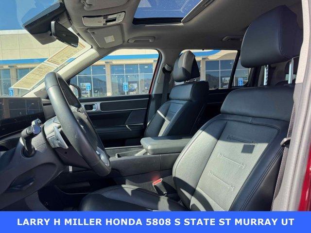 used 2024 Hyundai Santa Fe car, priced at $34,598