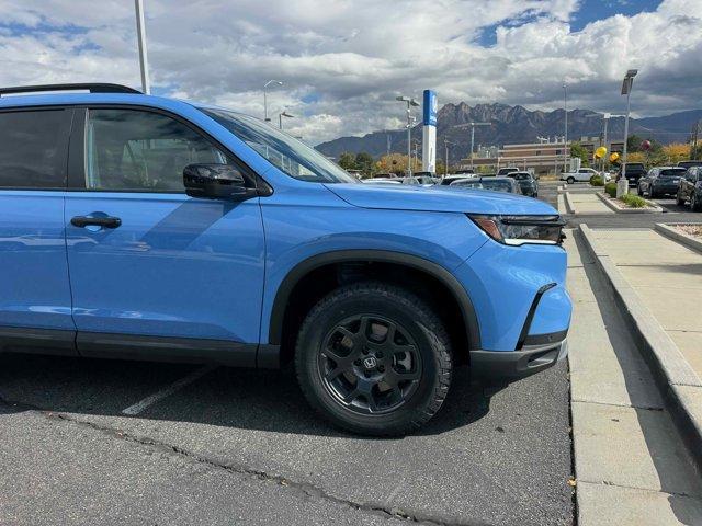 new 2025 Honda Pilot car, priced at $48,851