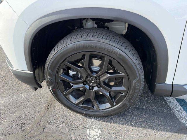 new 2025 Honda Pilot car, priced at $49,619