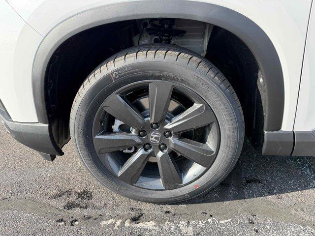 new 2025 Honda Pilot car, priced at $42,435