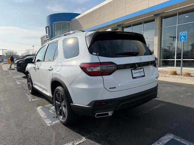 new 2025 Honda Pilot car, priced at $42,435