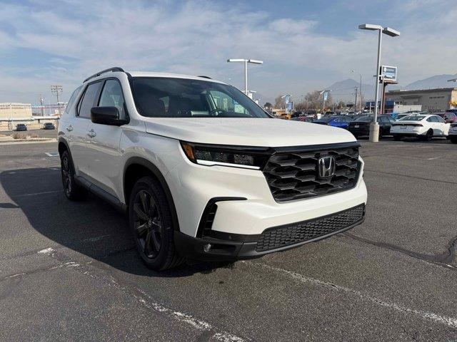 new 2025 Honda Pilot car, priced at $42,435