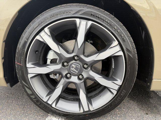 new 2026 Honda Civic Hybrid car, priced at $35,145