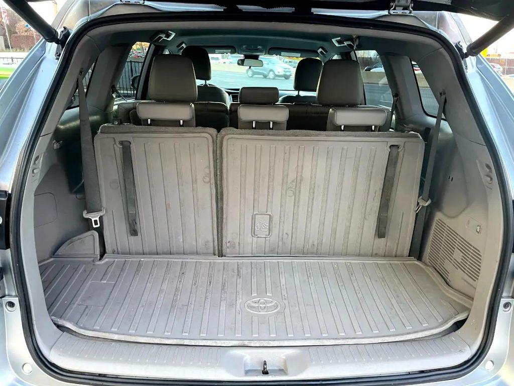 used 2019 Toyota Highlander car, priced at $16,495