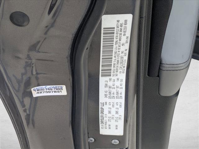 used 2014 Jeep Cherokee car, priced at $9,500