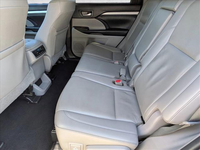 used 2019 Toyota Highlander car, priced at $24,995