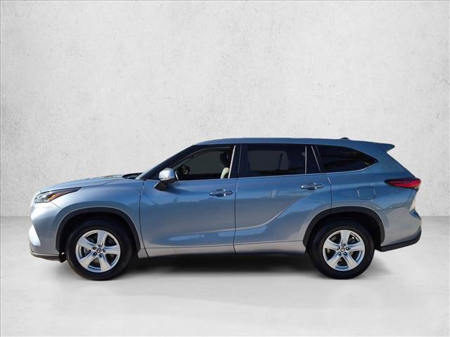 used 2023 Toyota Highlander car, priced at $30,990