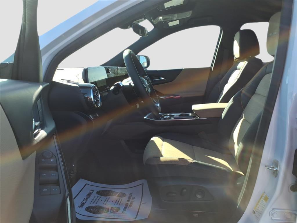 new 2026 Chevrolet Equinox car, priced at $39,580