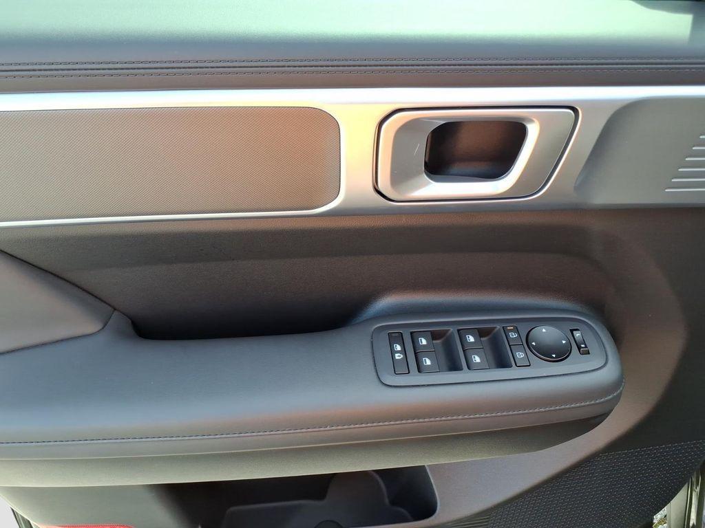 used 2025 Hyundai Santa Fe car, priced at $30,999