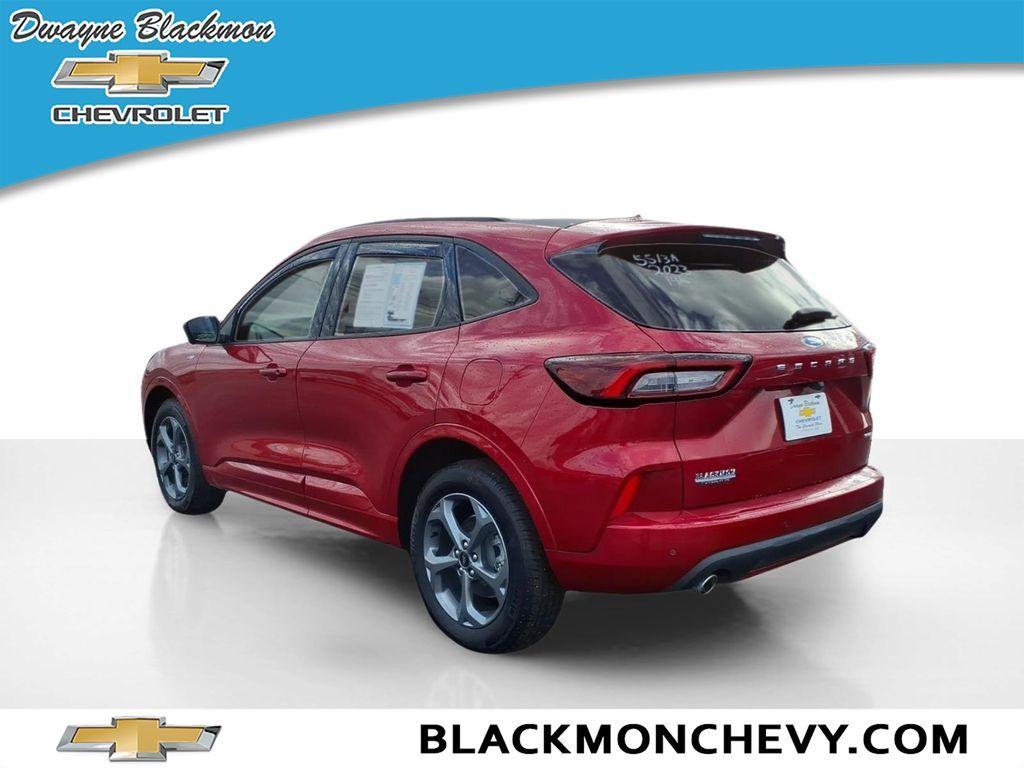 used 2023 Ford Escape car, priced at $25,864