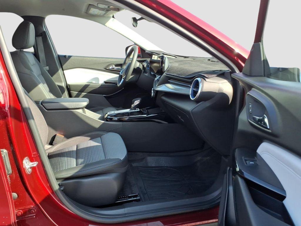 used 2024 Chevrolet Trax car, priced at $22,595