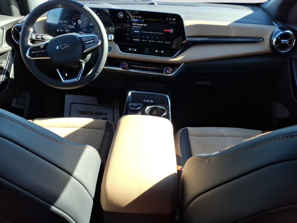 used 2026 Chevrolet Equinox car, priced at $38,500