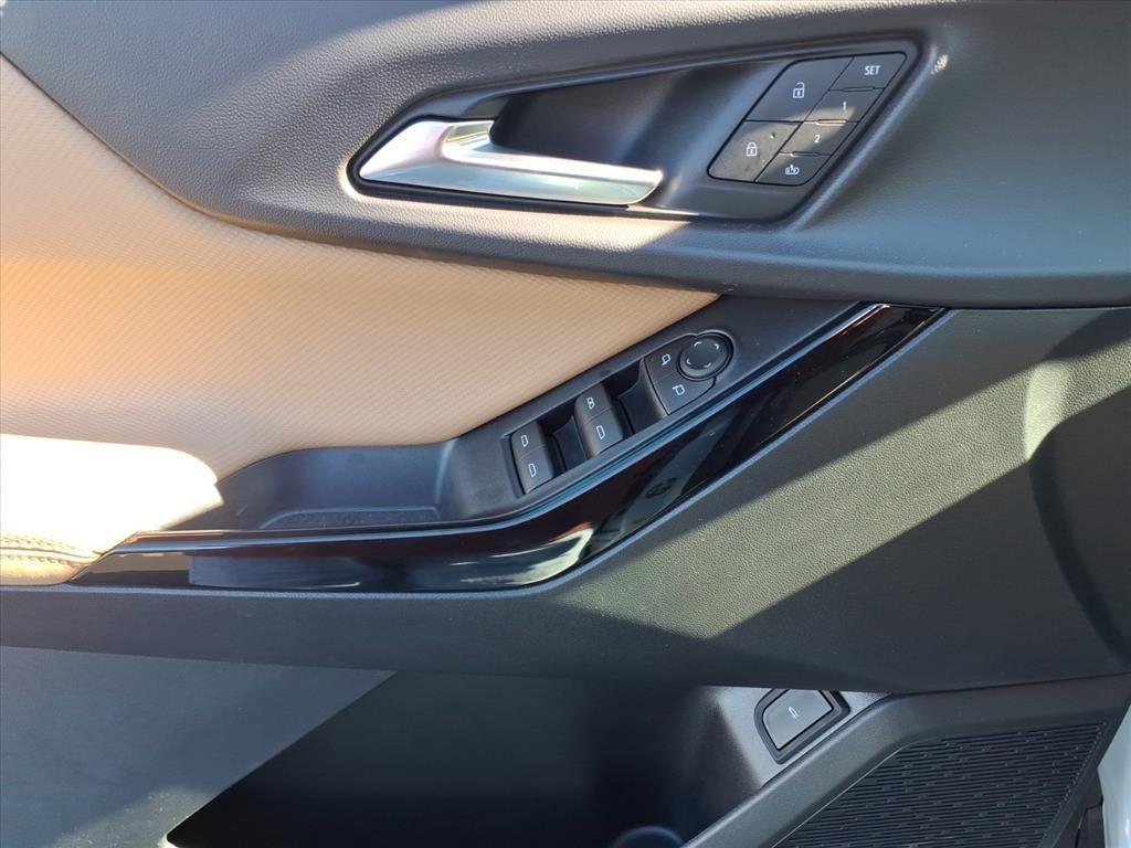 used 2026 Chevrolet Equinox car, priced at $38,500