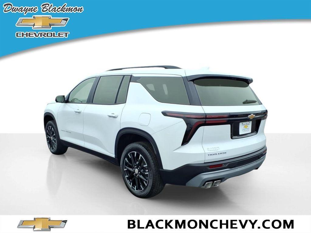 new 2026 Chevrolet Traverse car, priced at $47,945