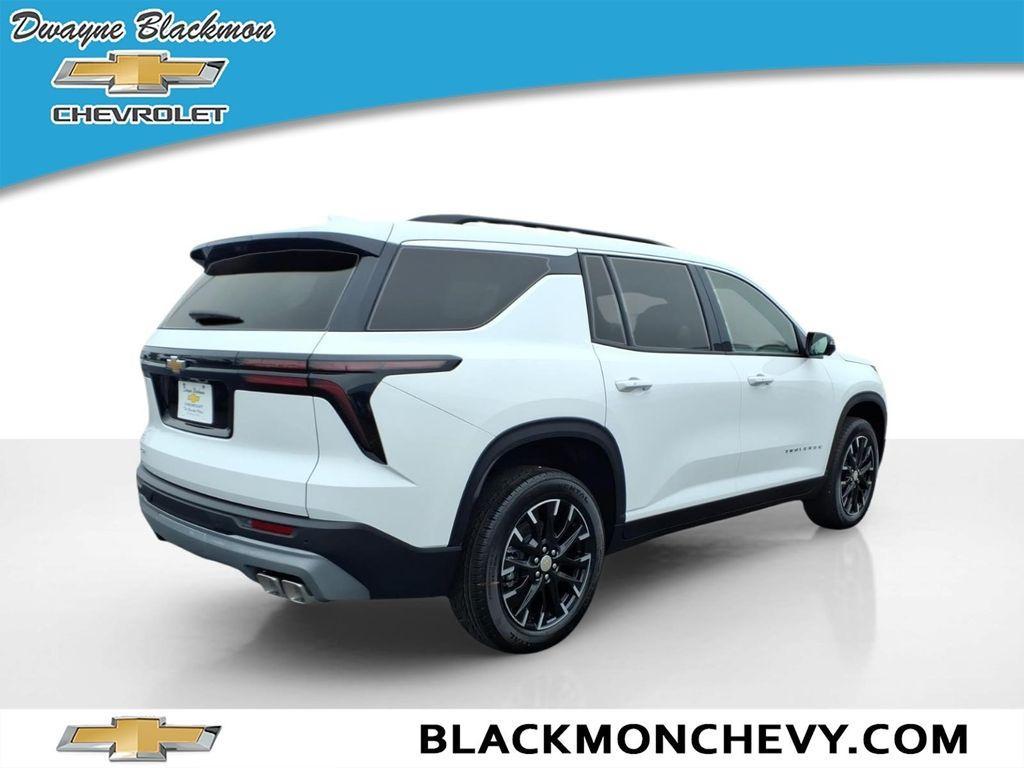 new 2026 Chevrolet Traverse car, priced at $47,945