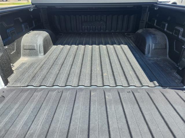 2024 Iridescent Pearl Tricoat Chevrolet Silverado 1500