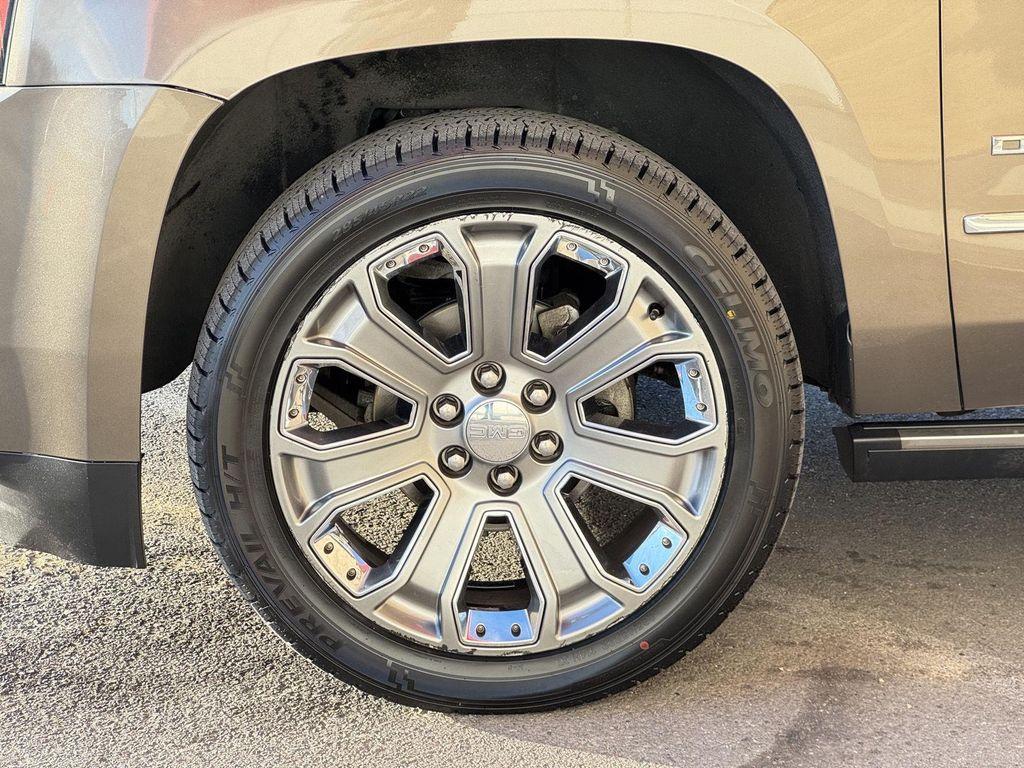 used 2015 GMC Yukon car, priced at $23,995