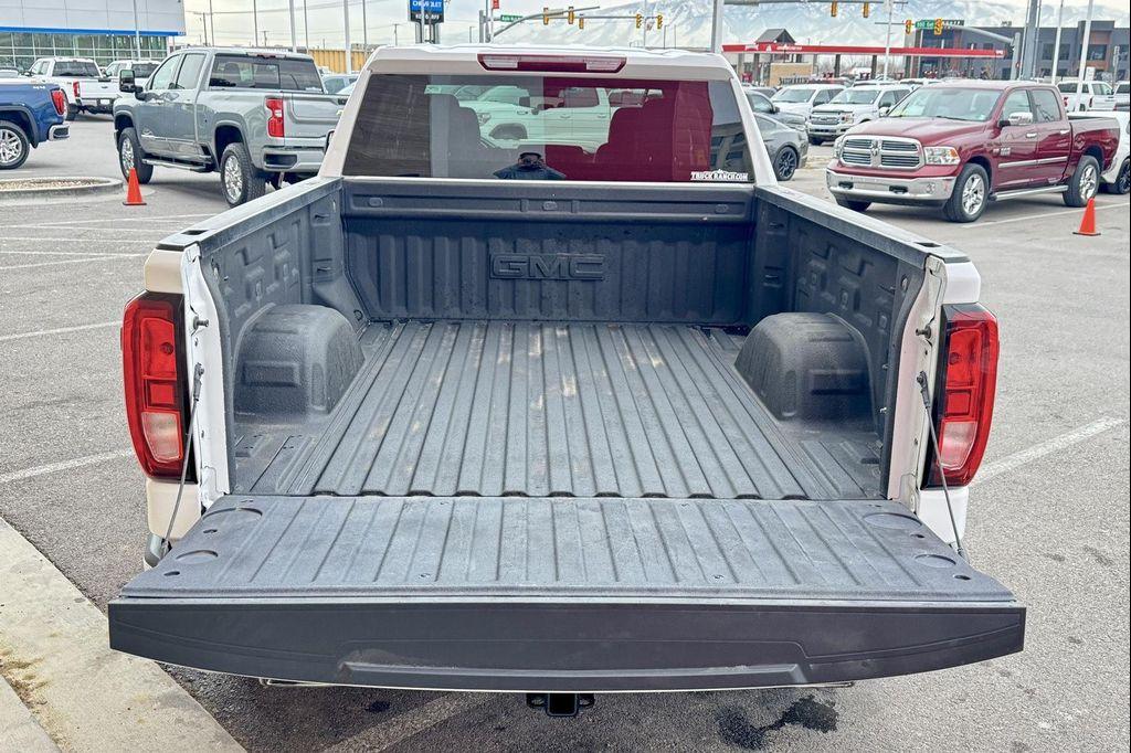 used 2023 GMC Sierra 1500 car, priced at $36,395