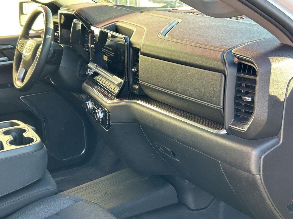 used 2023 GMC Sierra 1500 car, priced at $36,395