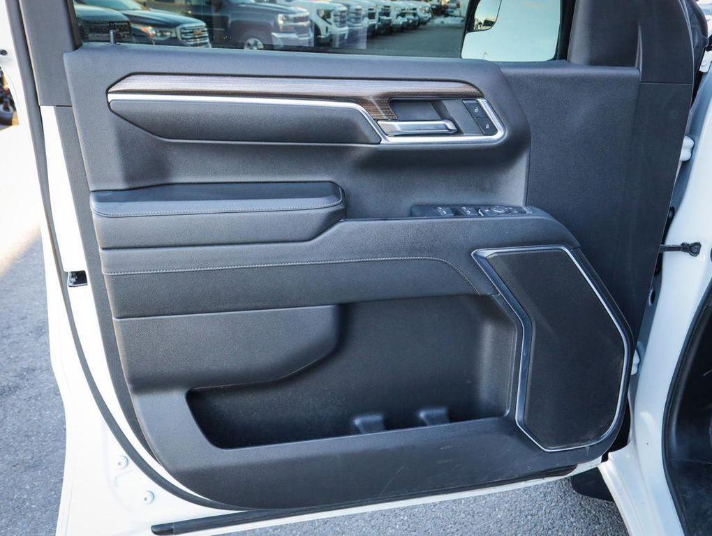 used 2023 Chevrolet Silverado 1500 car, priced at $31,995