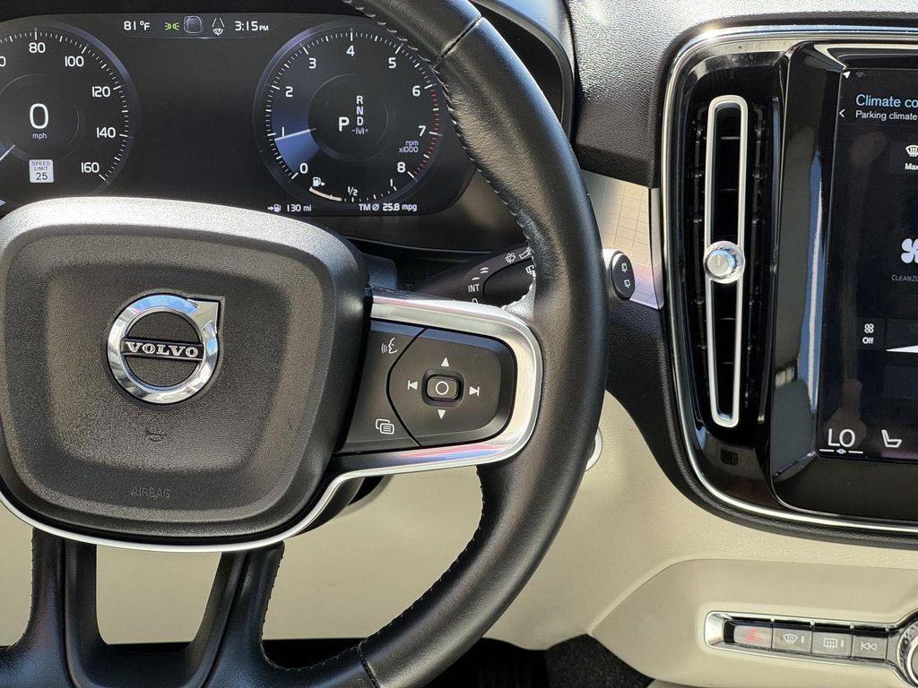 used 2021 Volvo XC40 car, priced at $15,995